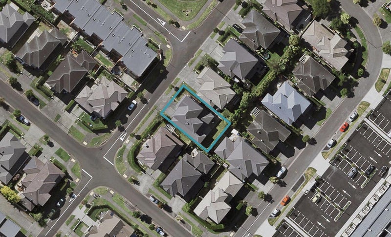 10 Garin Way, Stonefields, Auckland - Carousel 1
