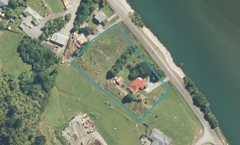 346 Arthurstown Road, Hokitika - Carousel 1
