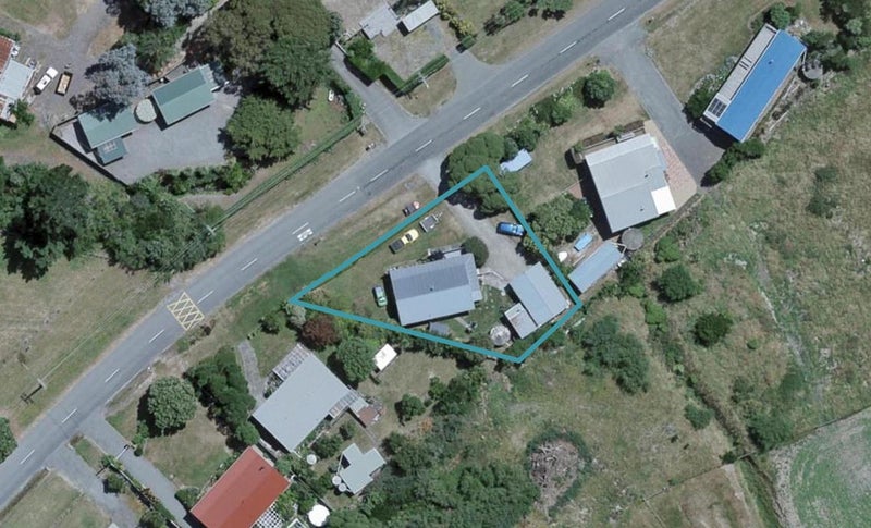 82 Lake Ferry Road, Lake Ferry - Carousel 1