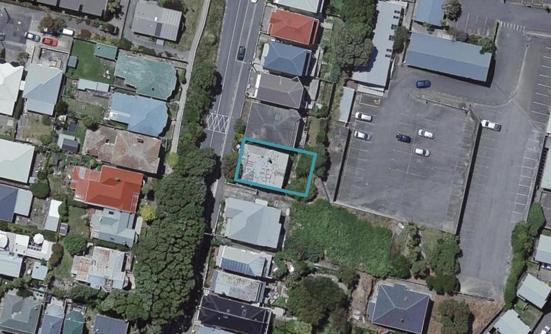 135 Tasman Street, Mount Cook, Wellington - Carousel 1
