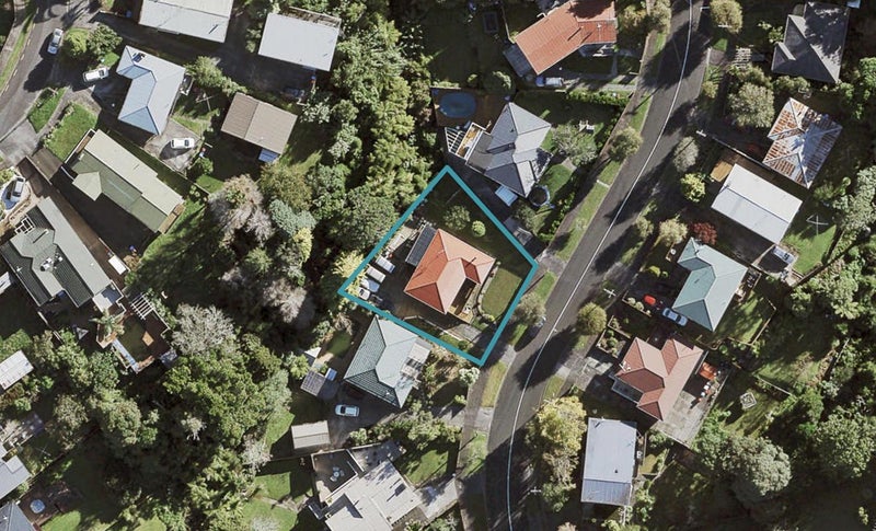 37 Laburnum Road, New Windsor, Auckland - Carousel 1