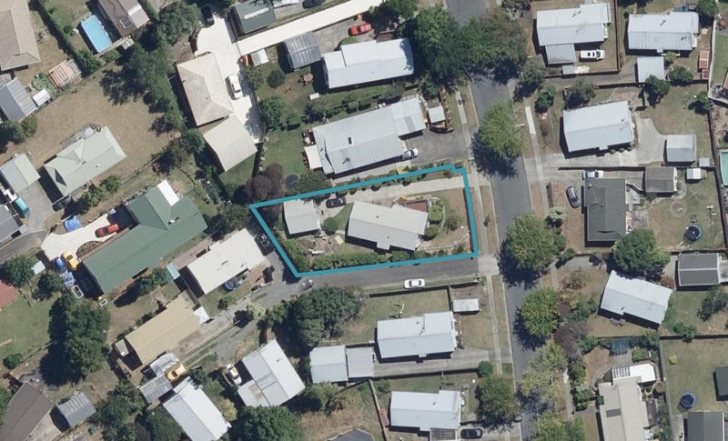 9 Taksan Place, Pukete, Hamilton - Carousel 1