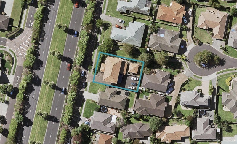 8 Aaronville Way, East Tamaki, Auckland - Carousel 1