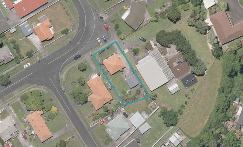 56 Nile Street, Whanganui East, Whanganui - Carousel 1