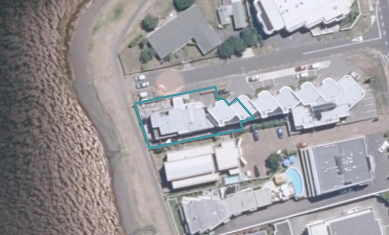 1 Lowell Place, Waipahihi, Taupō - Carousel 1
