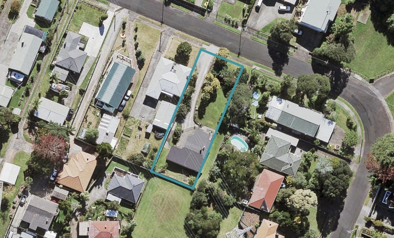42 Beaubank Road, Kelston, Auckland - Carousel 1