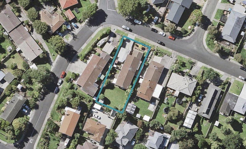 28A Pegler Drive, Howick, Auckland - Carousel 1