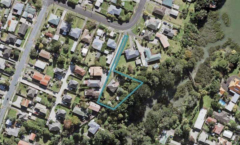 23 Beaubank Road, Kelston, Auckland - Carousel 1