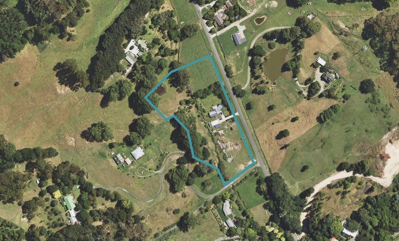 223 Valley Road, Mangapapa, Gisborne - Carousel 1