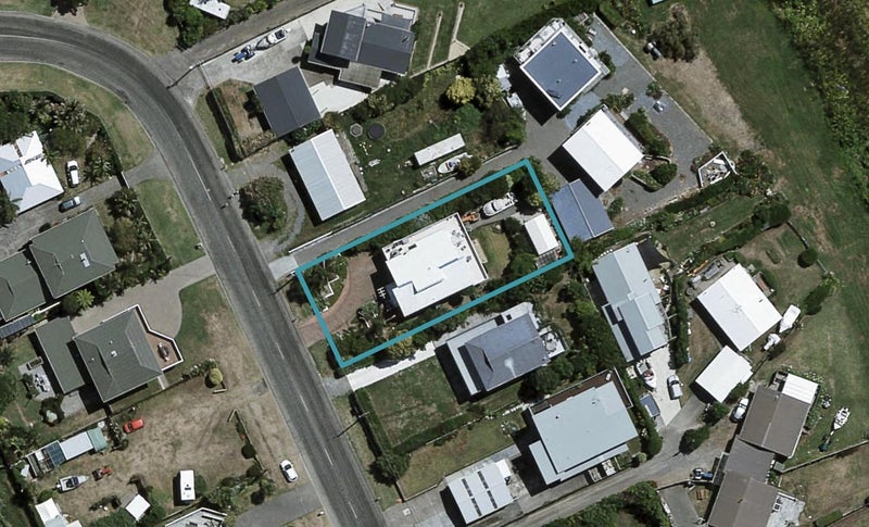 90 Harper Road, Waimarama, Havelock North - Carousel 1