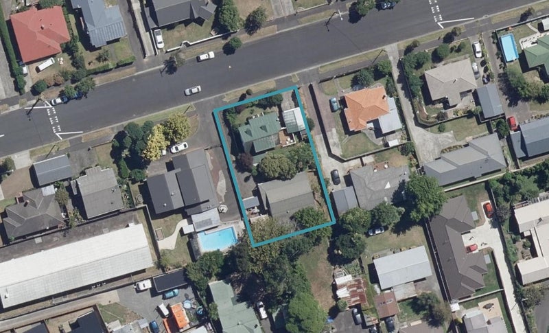10 Alfred Street, Fairfield, Hamilton - Carousel 1