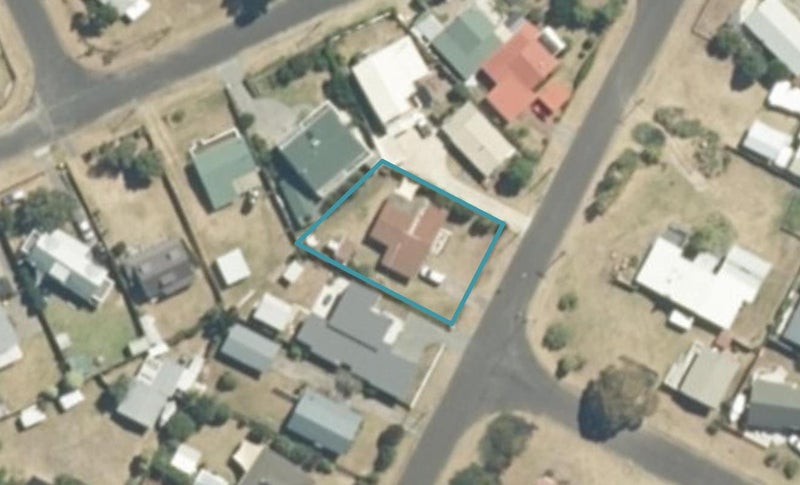 215 Hauturu Street, Whangamatā - Carousel 1