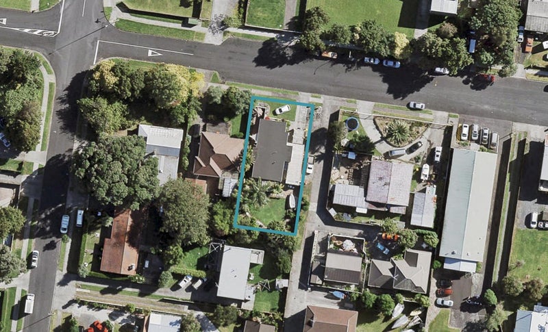 3 Beihlers Road, Weymouth, Auckland - Carousel 1