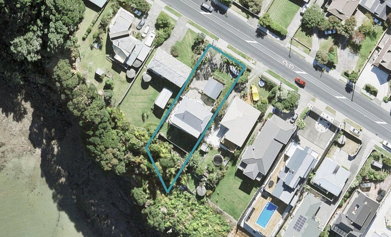 797 Whangaparaoa Road, Manly, Whangaparaoa - Carousel 1