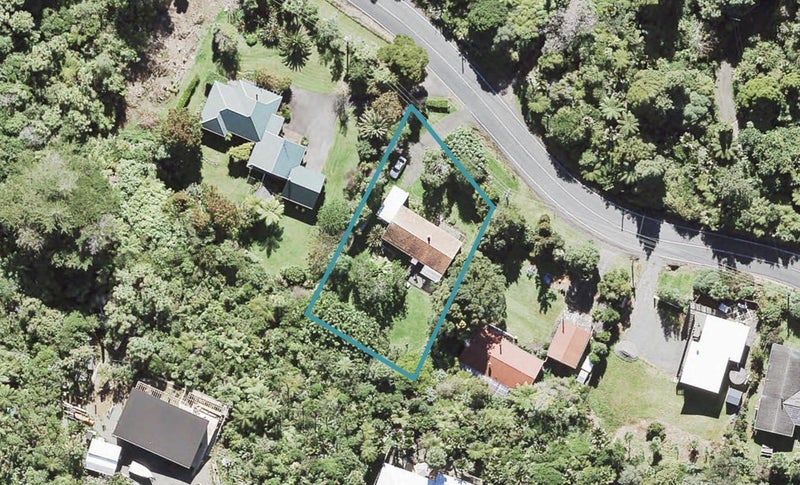 70 Te Henga Road, Henderson - Carousel 1
