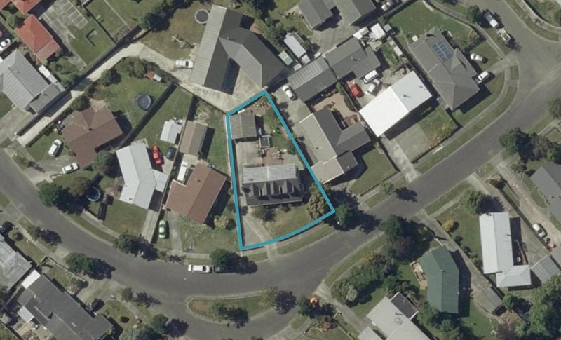 11 Pinedale Parade, Milson, Palmerston North - Carousel 1
