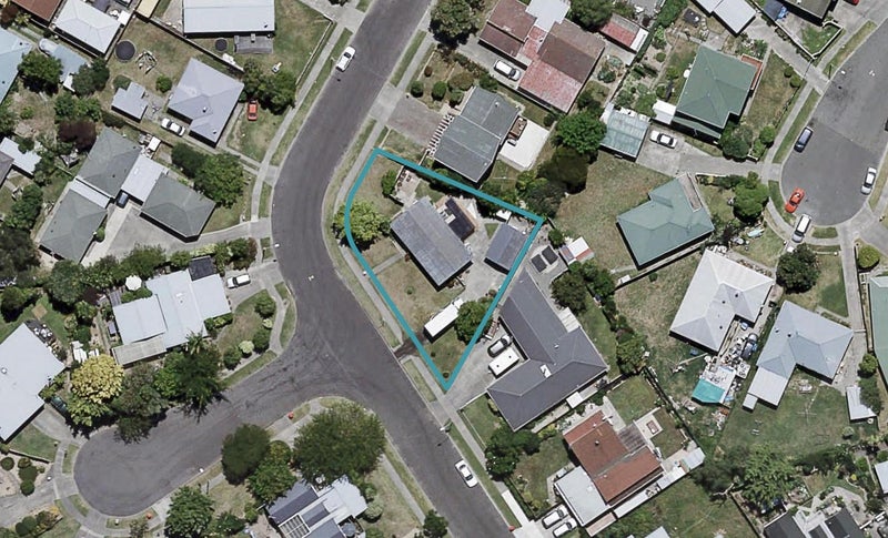 13 Wynyard Crescent, Tamatea, Napier - Carousel 1