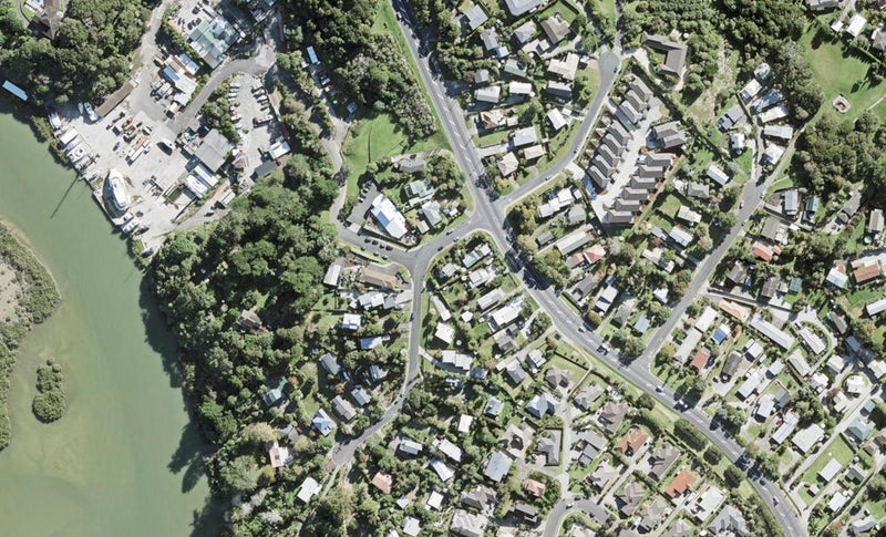 2/2 Poplar Road, Stanmore Bay, Whangaparaoa - Carousel 1