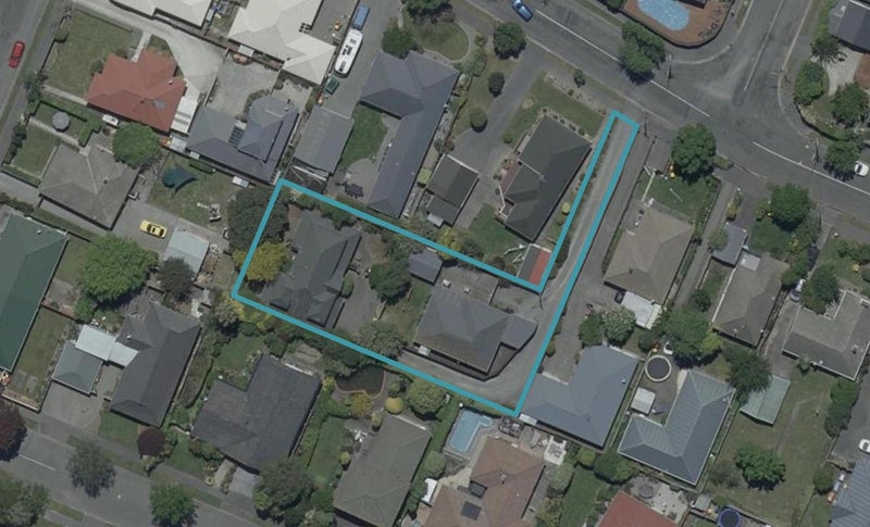 2/8 Springhill Street, Avonhead, Christchurch - Carousel 1