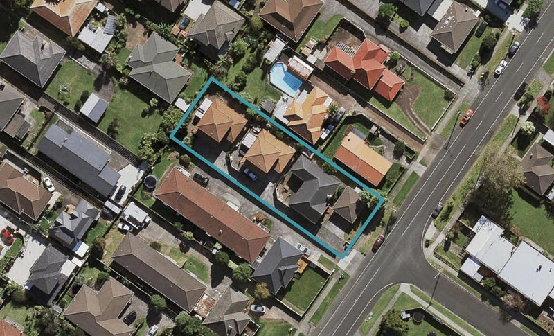 1/54 Birdwood Avenue, Papatoetoe, Auckland - Carousel 1