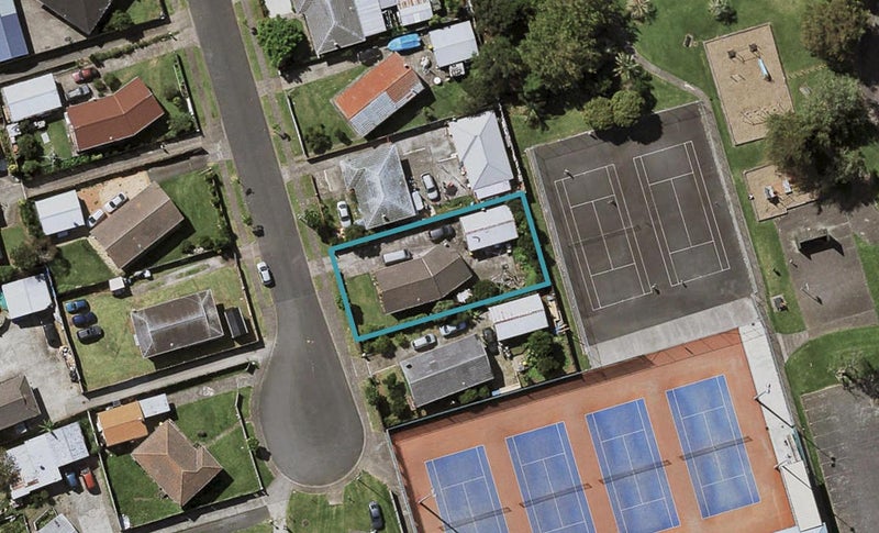 20 Dairy Road, Otara, Auckland - Carousel 1