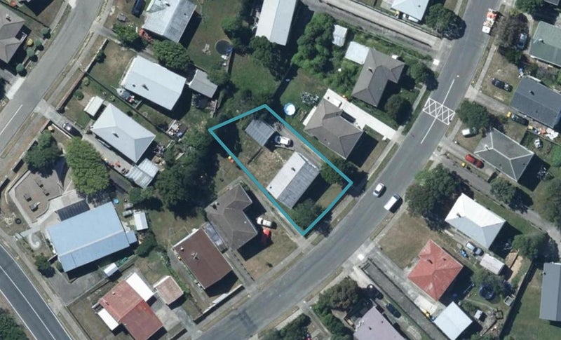 15 Desert Gold Street, Ascot Park, Porirua - Carousel 1