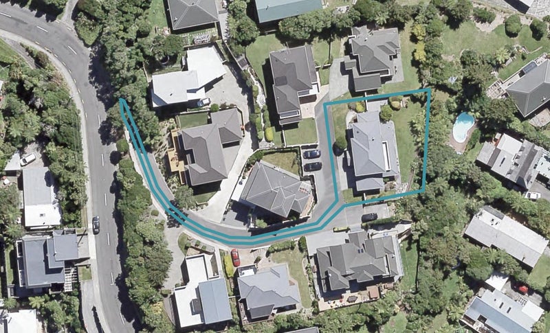 5 Saint Elizabeth Heights, Normandale, Lower Hutt - Carousel 1