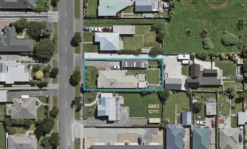 210 Nelson Street, Strathern, Invercargill - Carousel 1