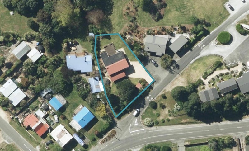 3 Tennyson Street, Pohara - Carousel 1