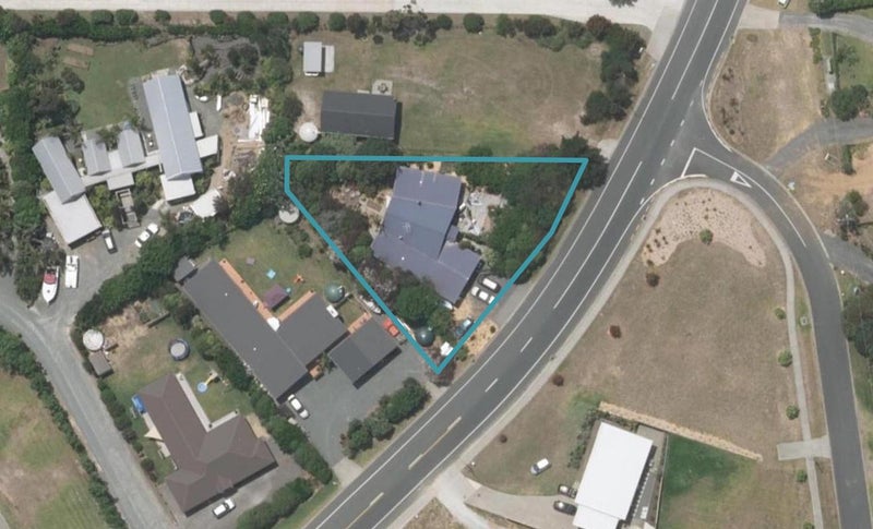 52 Moir Point Road, Mangawhai Heads, Mangawhai - Carousel 1