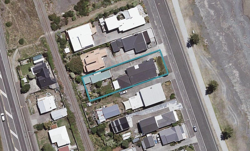 51 The Esplanade, Westshore, Napier - Carousel 1