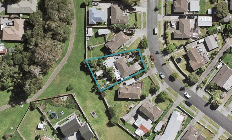 16 Arodella Crescent, Ranui, Auckland - Carousel 1