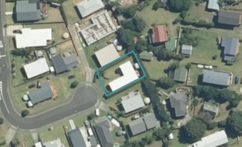 27 Dolphin Drive, Whiritoa, Waihi - Carousel 1
