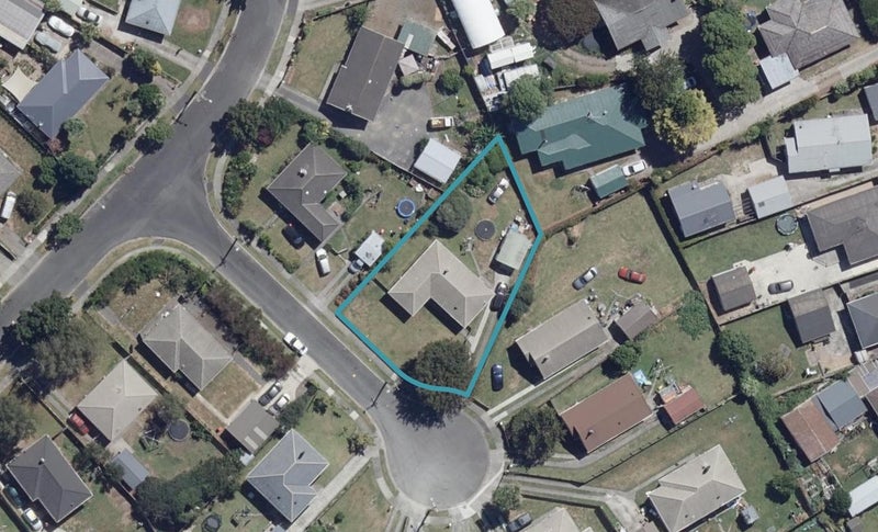 3 Burns Court, Enderley, Hamilton - Carousel 1