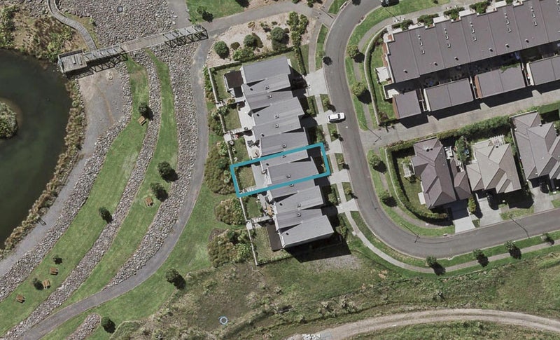44 Kauriki Terrace, Stonefields, Auckland - Carousel 1