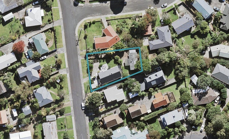2/32 Kia Ora Road, Beach Haven, Auckland - Carousel 1
