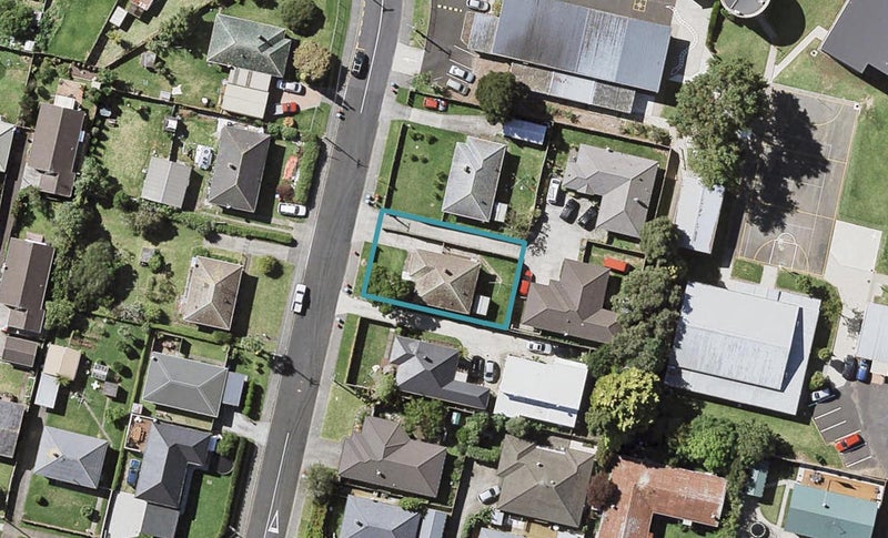 49 Caen Road, Panmure, Auckland - Carousel 1