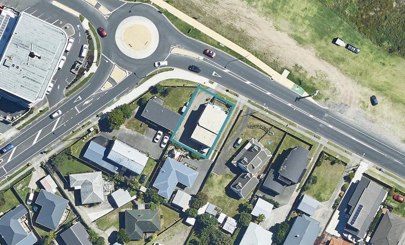 904A Papamoa Beach Road, Papamoa Beach, Papamoa - Carousel 1