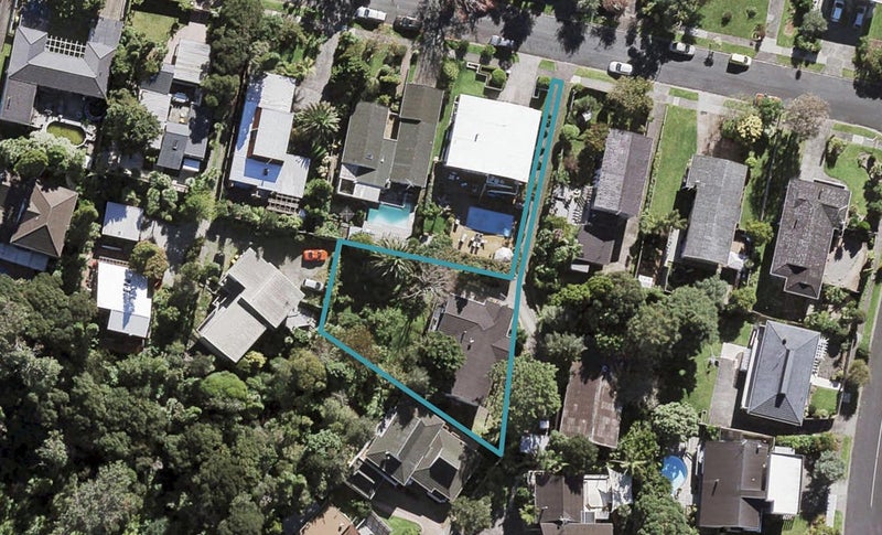 10 Barlow Place, Chatswood, Auckland - Carousel 1