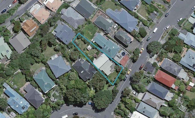 36 Grove Road, Kelburn, Wellington - Carousel 1