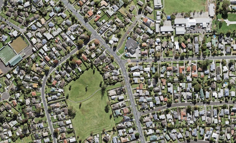 656 Te Atatu Road, Te Atatu Peninsula, Auckland - Carousel 1