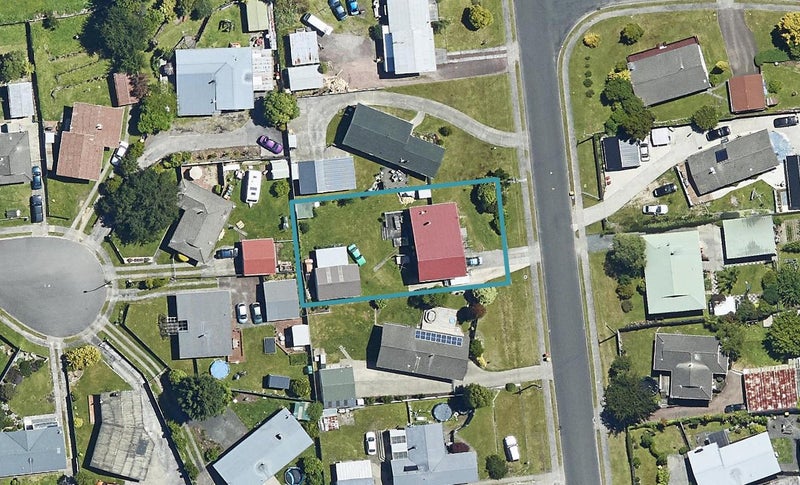 21 Alison Street, Mangakakahi, Rotorua - Carousel 1