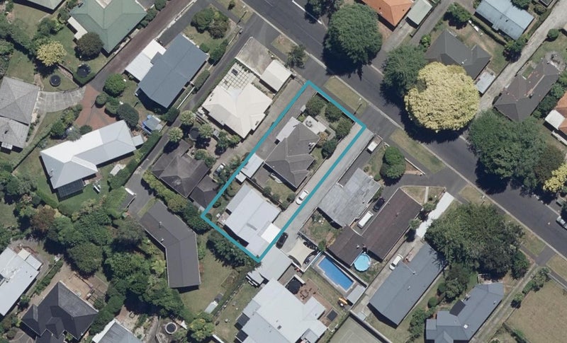 47A Casey Avenue, Fairfield, Hamilton - Carousel 1