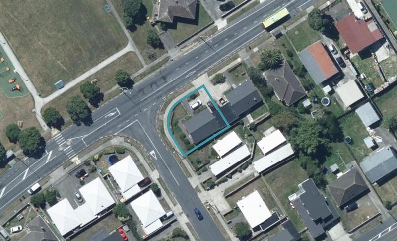 72 Warspite Avenue, Cannons Creek, Porirua - Carousel 1