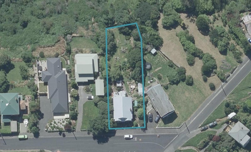 17 Scotia Street, Port Chalmers, Dunedin - Carousel 1