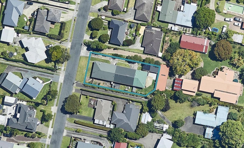 64 Myres Street, Otūmoetai, Tauranga - Carousel 1