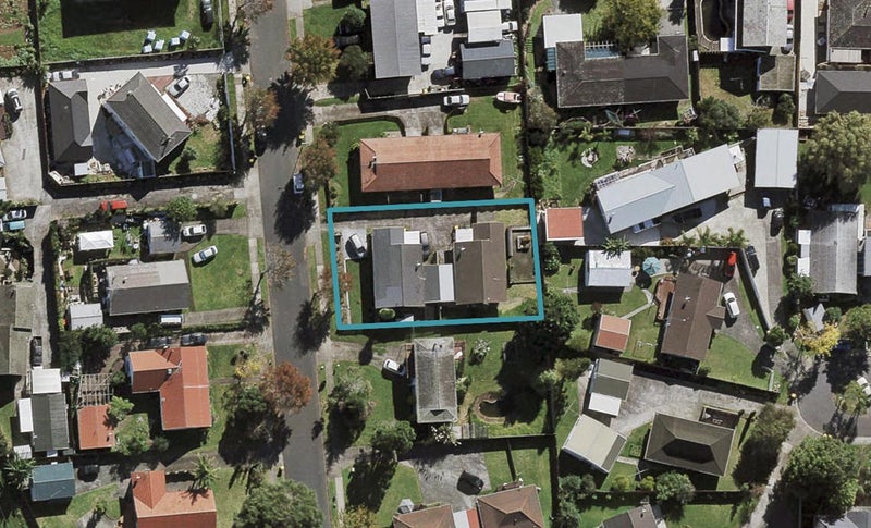 37A Sikkim Crescent, Clover Park, Auckland - Carousel 1