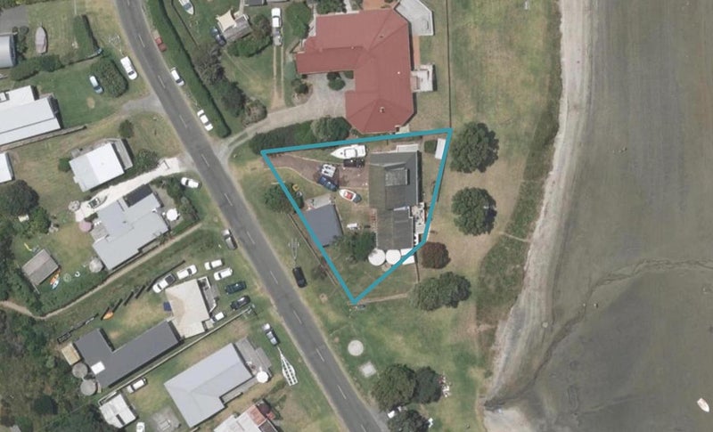 14 Alamar Crescent, Mangawhai Heads, Mangawhai - Carousel 1