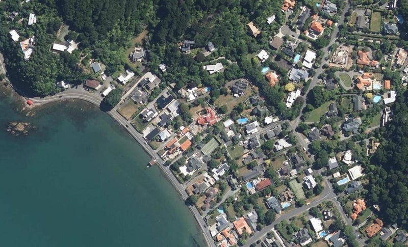 220 Marine Drive, Lowry Bay, Lower Hutt - Carousel 1