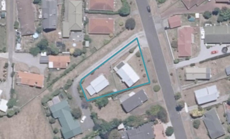 2/10 Arama Street, Nukuhau, Taupō - Carousel 1